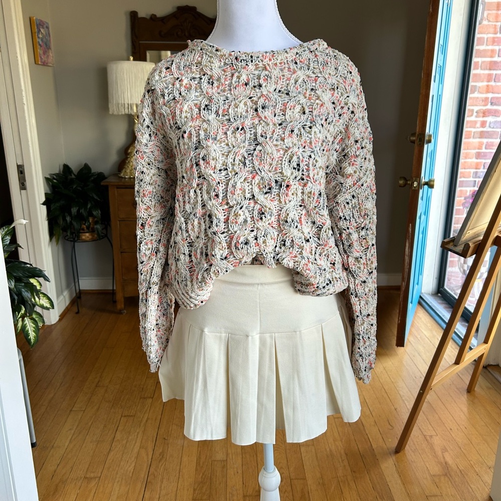 Outfit Multicolor Knit Sweater and Cream Pleated Skirt Size Small